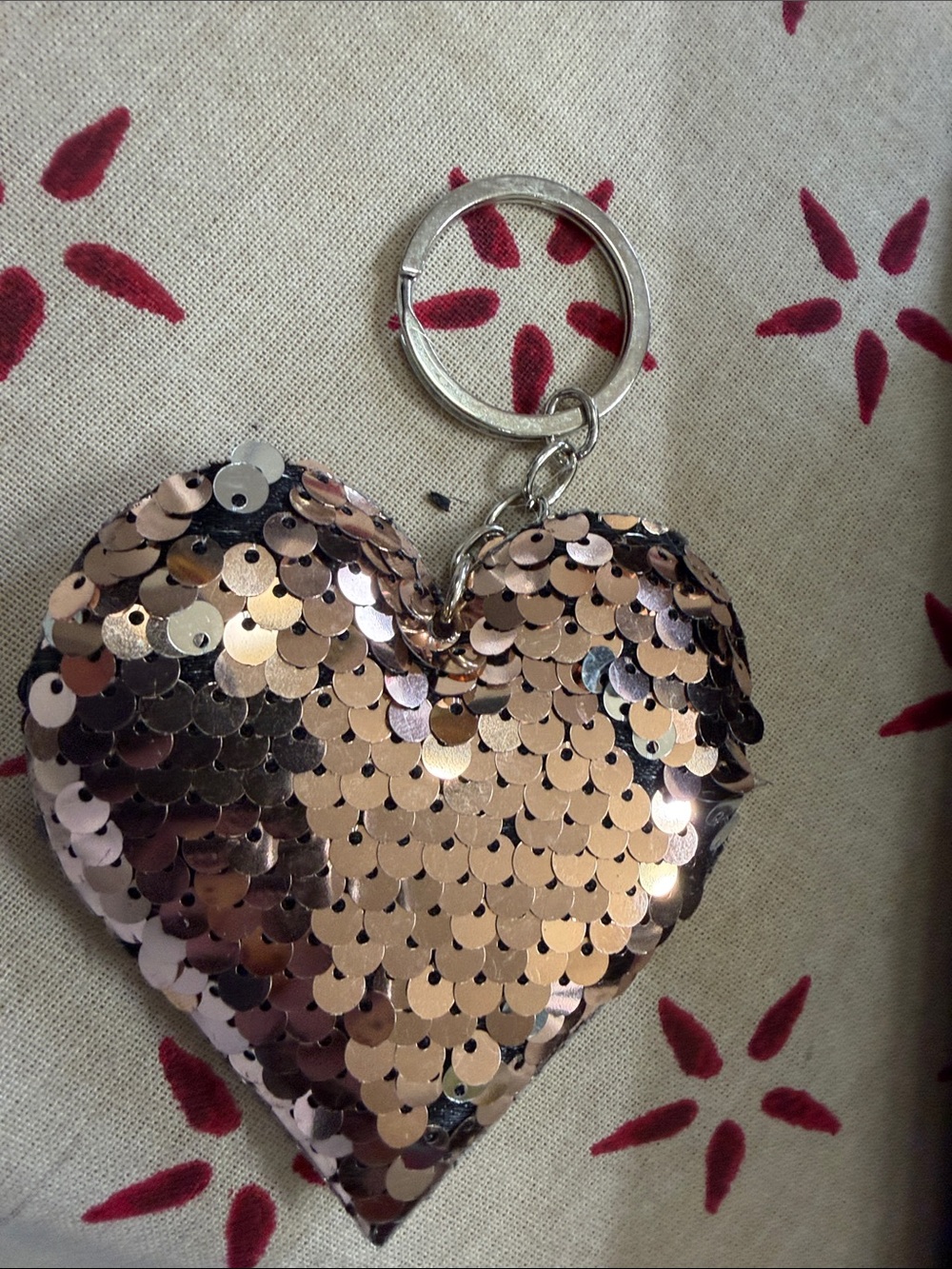Sequin Heart Keychain - Rose Gold Sparkle